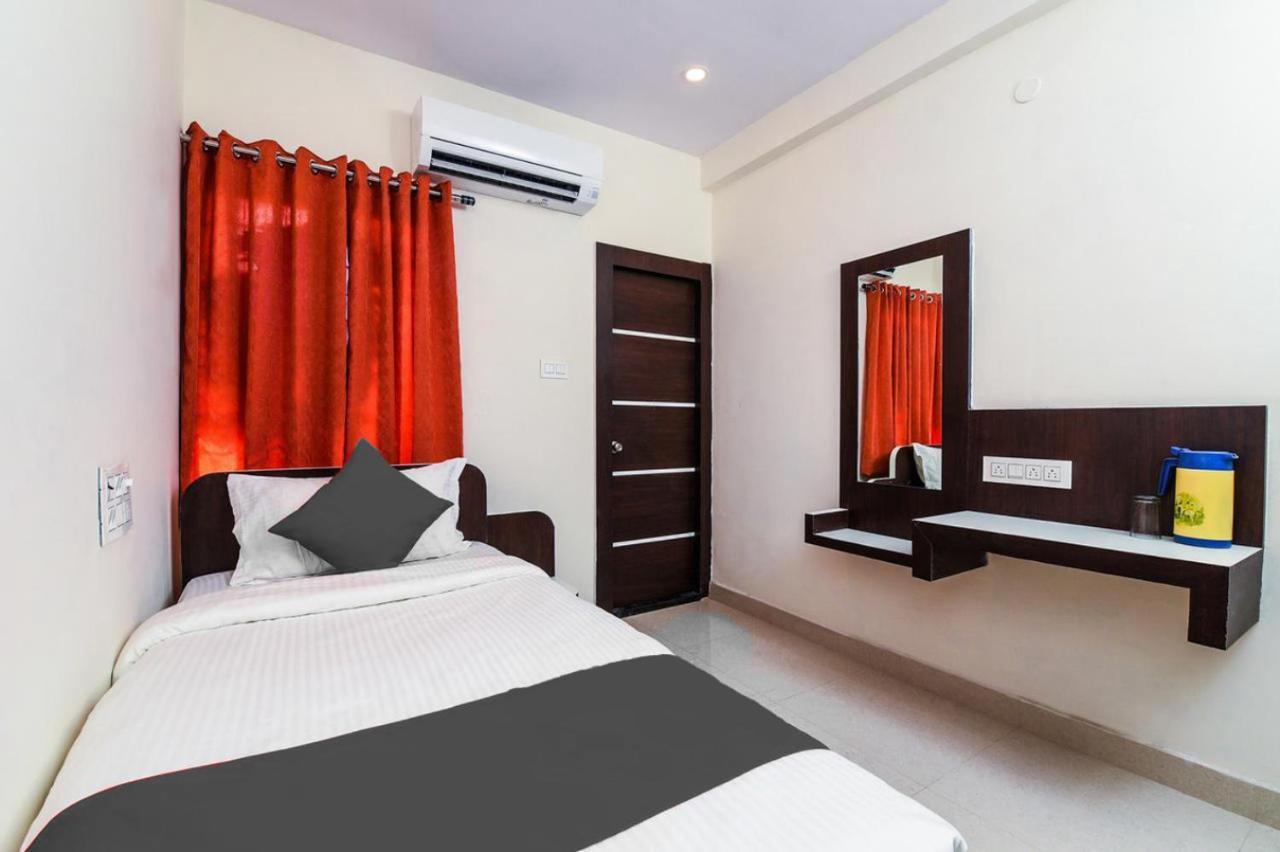 Sri Raghavendra Inn Visakhapatnam Ngoại thất bức ảnh